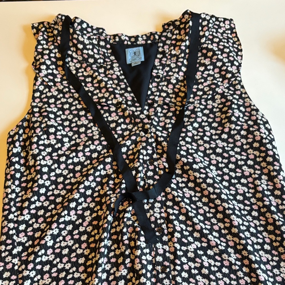 CeCe Black Floral Sleeveless Button Down Dress